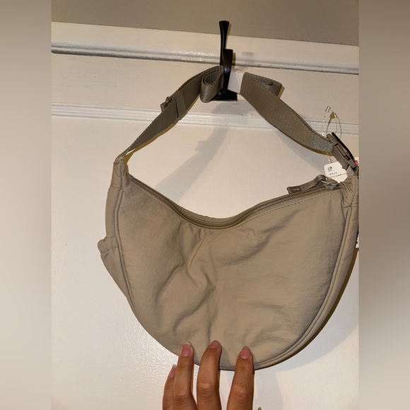 Uniqlo Handbags - Uniqlo Round Crossbody Bag
